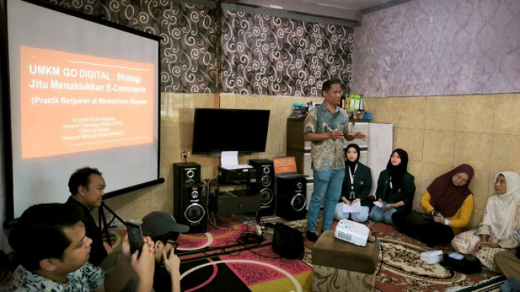 FISIP UB and Malaysian Universities Strengthen International Community Engagement to Empower Rural MSMEs Through AI and Digital Marketing